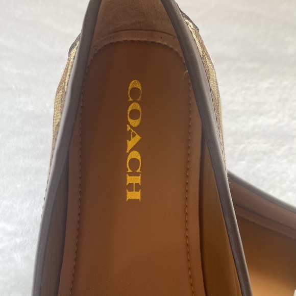 Coach women’s shoes size 8.5 used ones no box - Picture 4 of 7